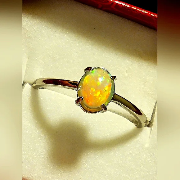 .925 Silver Natural Opal Ring 8x6mm - Picture 4 of 9